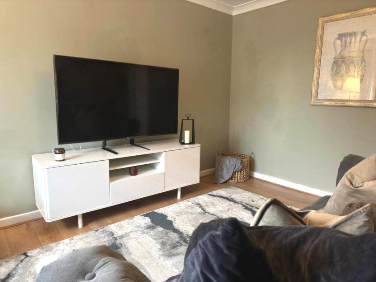 The Chorlton Retreat - Double Bedroom, Free Parking Manchester Bagian luar foto